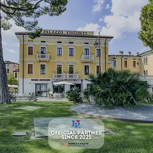 https://desenzanoloft-palazzo-visconti-luxury-suite.it-lombardy.com